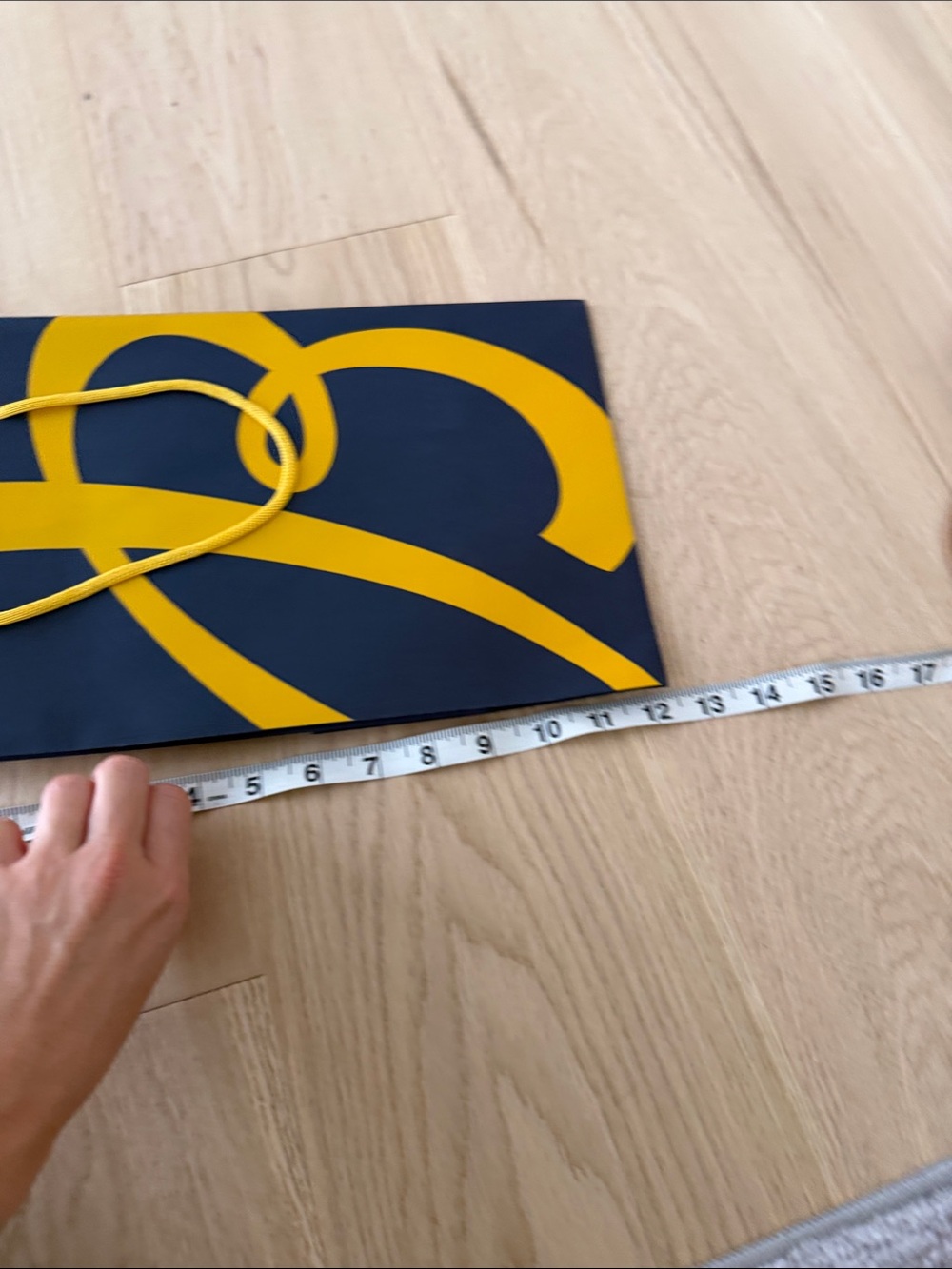 Breitling Gift/Shopping Bag - Picture 6 of 6
